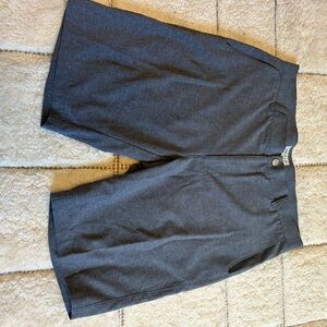 Peter Millar shackleford performance hybrid short